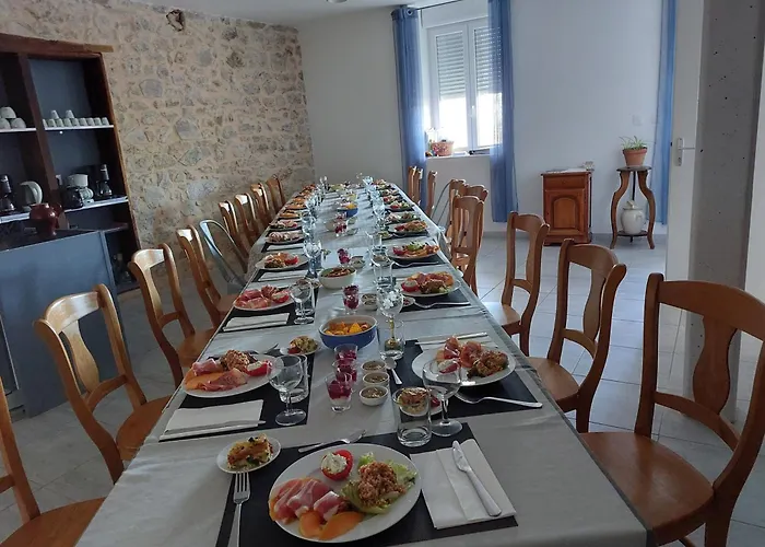 Chez Mary